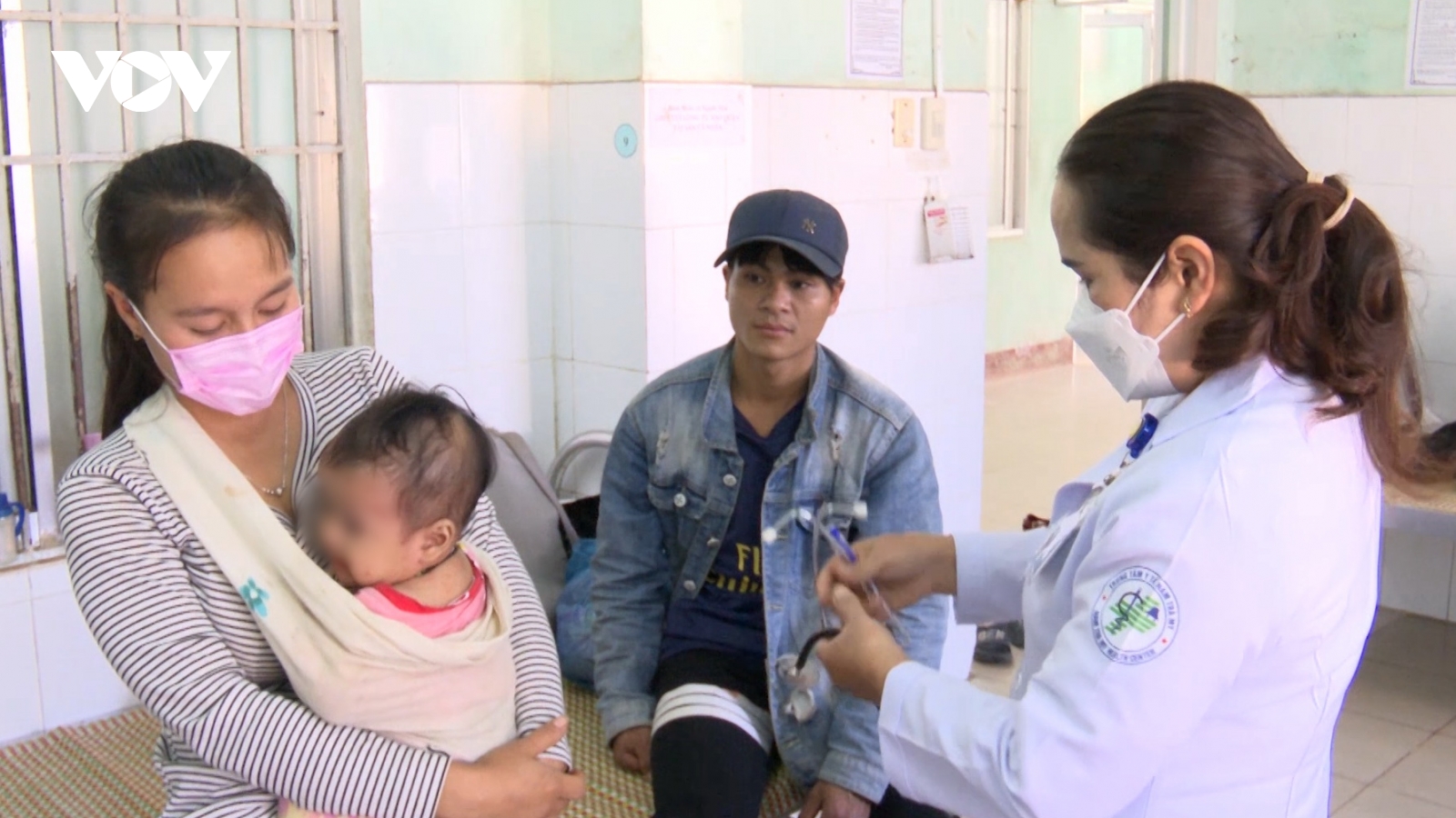 Quảng Nam ghi nhận 215 trẻ sốt phát ban, thêm 2 ca tử vong