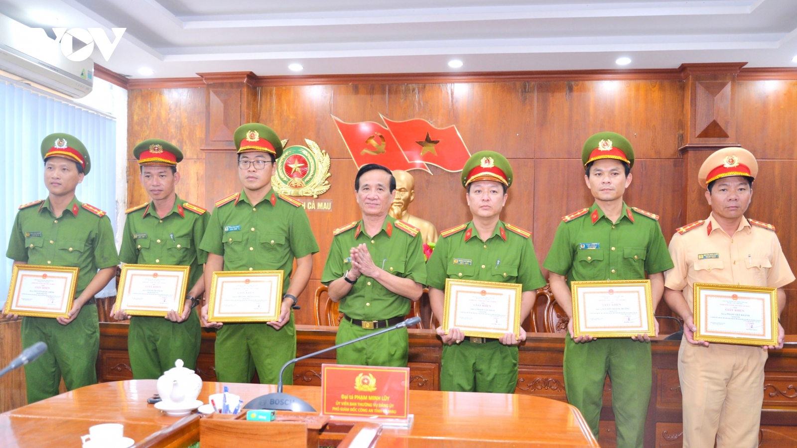 Cà Mau: Nhiều cá nhân được khen thưởng vụ bắt 2,4kg ma túy