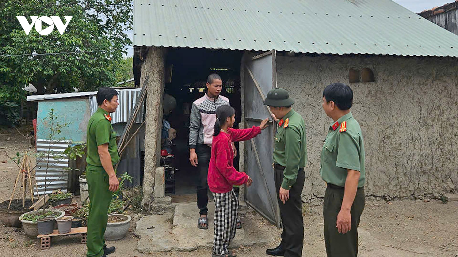 Kon Tum đã xoá hơn một nửa số nhà tạm, nhà dột nát