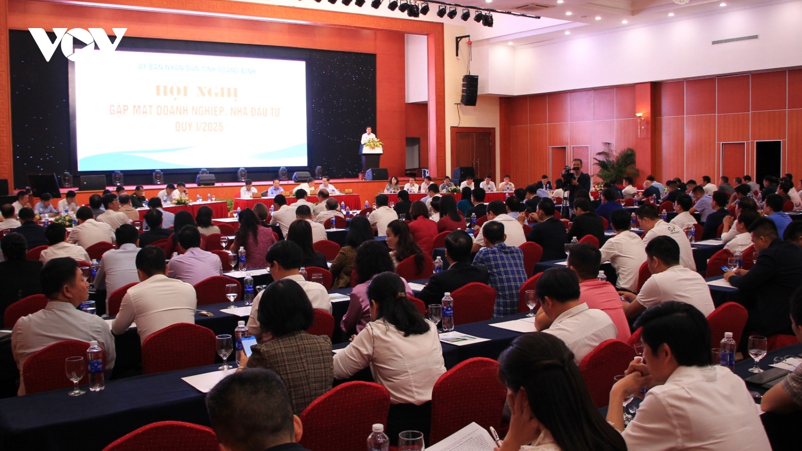 Quảng Bình giảm 30% thủ tục hành chính không cần thiết để hỗ trợ doanh nghiệp