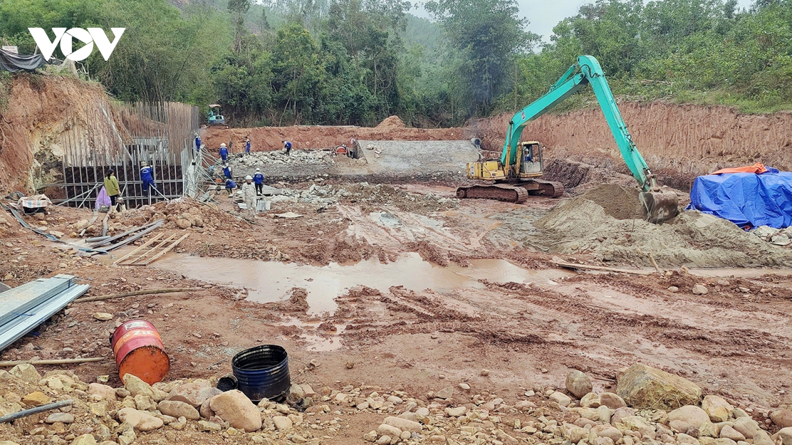 Hạ Long (Quảng Ninh) thay thế các nhà thầu vi phạm hợp đồng thi công dự án