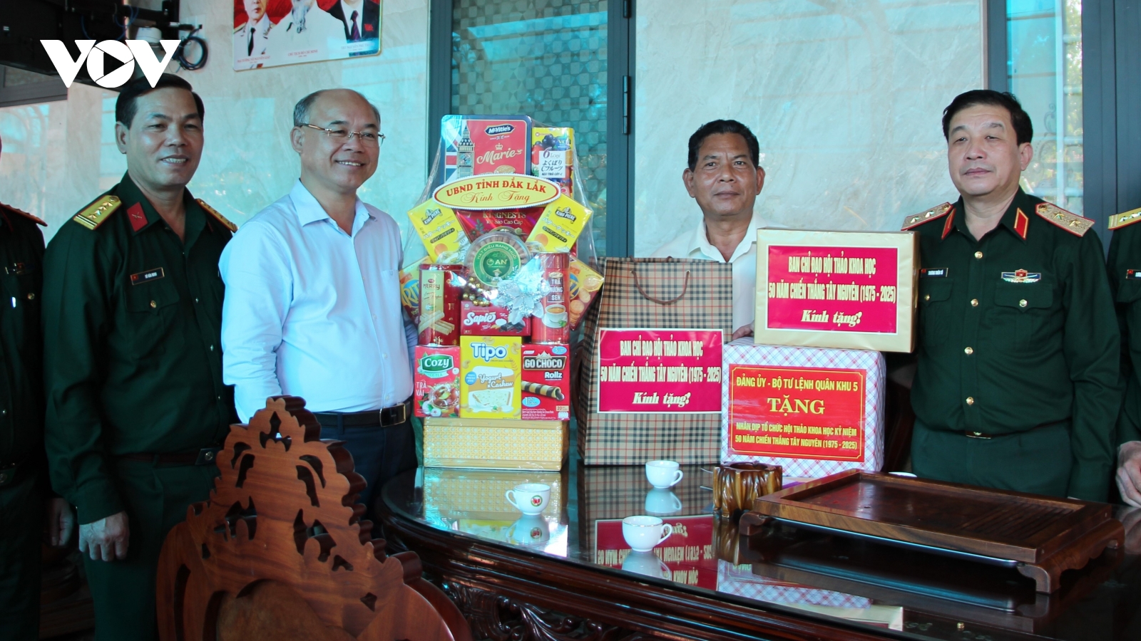 Bộ Tổng tham mưu tặng nhà Đại đoàn kết ở Đắk Lắk