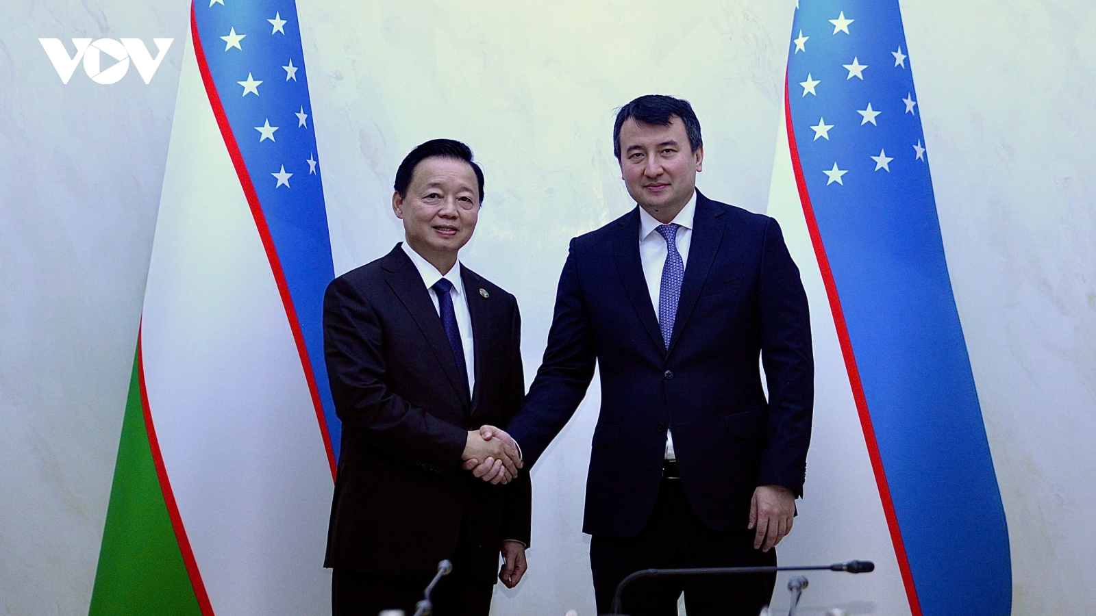 Phó Thủ tướng Trần Hồng Hà hội đàm với Phó Thủ tướng Uzbekistan