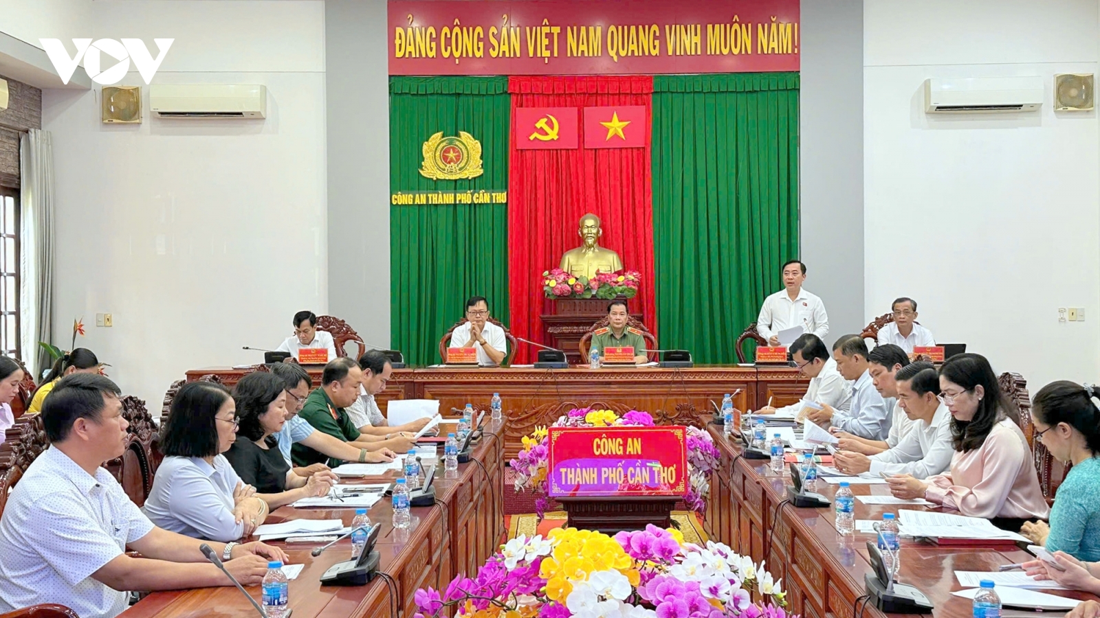Cử tri Cần Thơ quan tâm đến việc bố trí cán bộ sau sắp xếp bộ máy