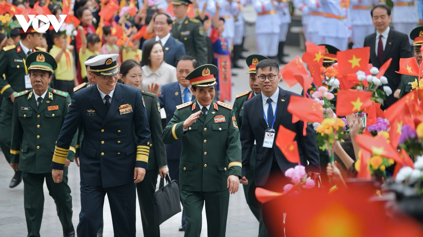 Việt Nam và Trung Quốc đẩy mạnh hợp tác toàn diện về quốc phòng