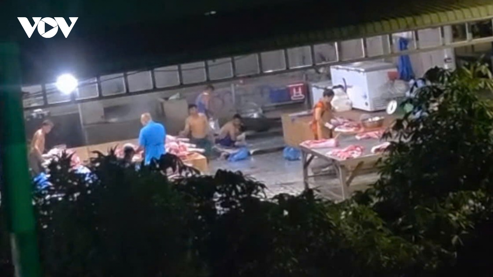 Nhiều lò giết mổ heo “lậu” ở Tiền Giang vẫn hoạt động, trách nhiệm thuộc về ai?