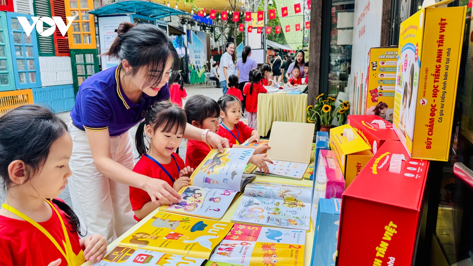 Đa dạng hoạt động Ngày Sách và Văn hóa đọc Việt Nam tại Hà Nội