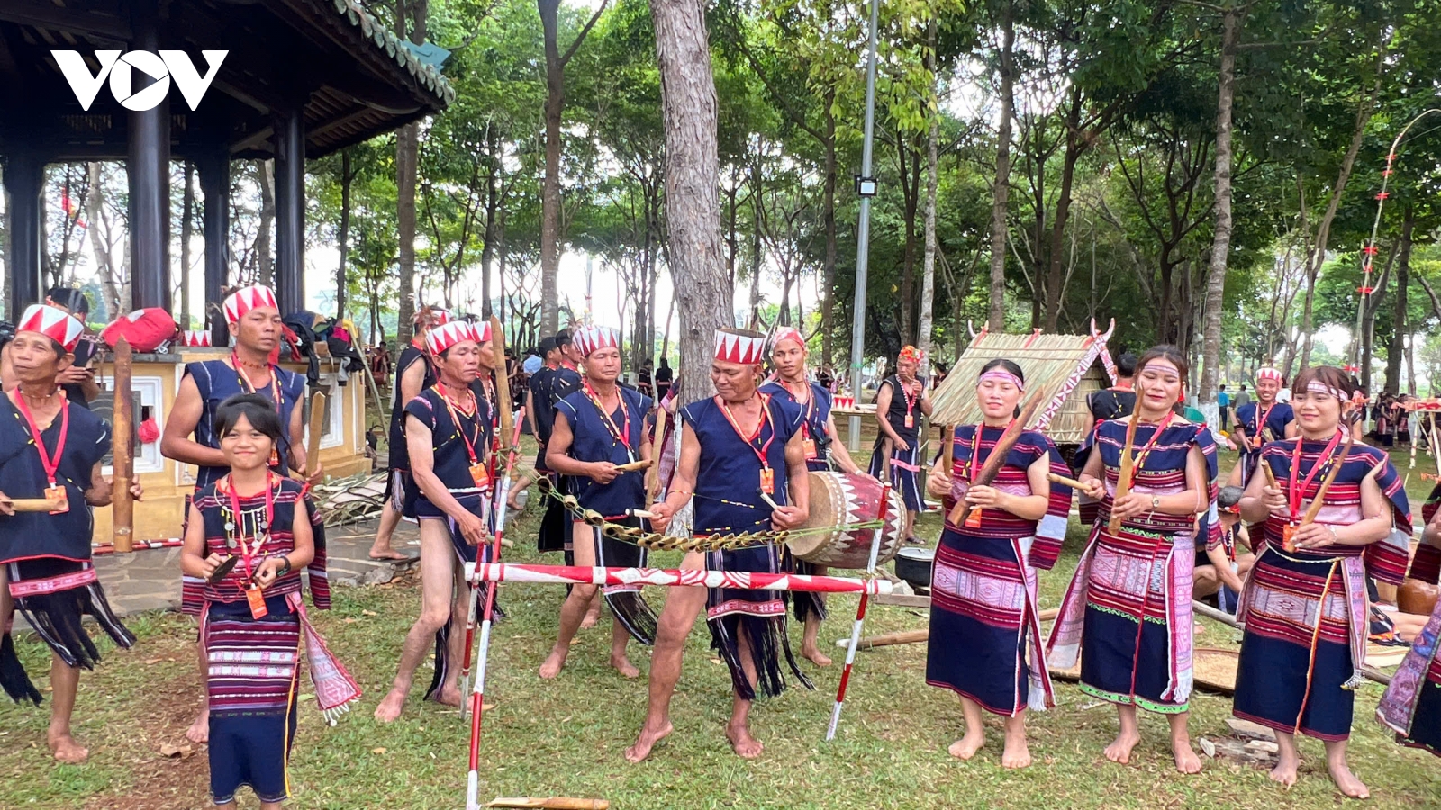 Những sứ giả thầm lặng của văn hoá Jarai