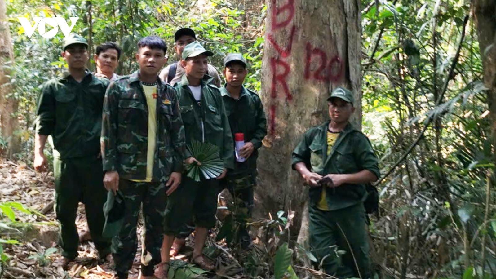 Nam Giang huy động sức mạnh của toàn dân tuần tra, bảo vệ rừng