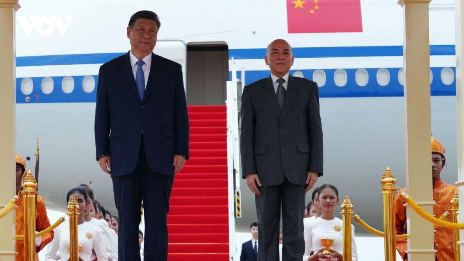 Chủ tịch Trung Quốc Tập Cận Bình bắt đầu chuyến thăm cấp nhà nước đến Campuchia