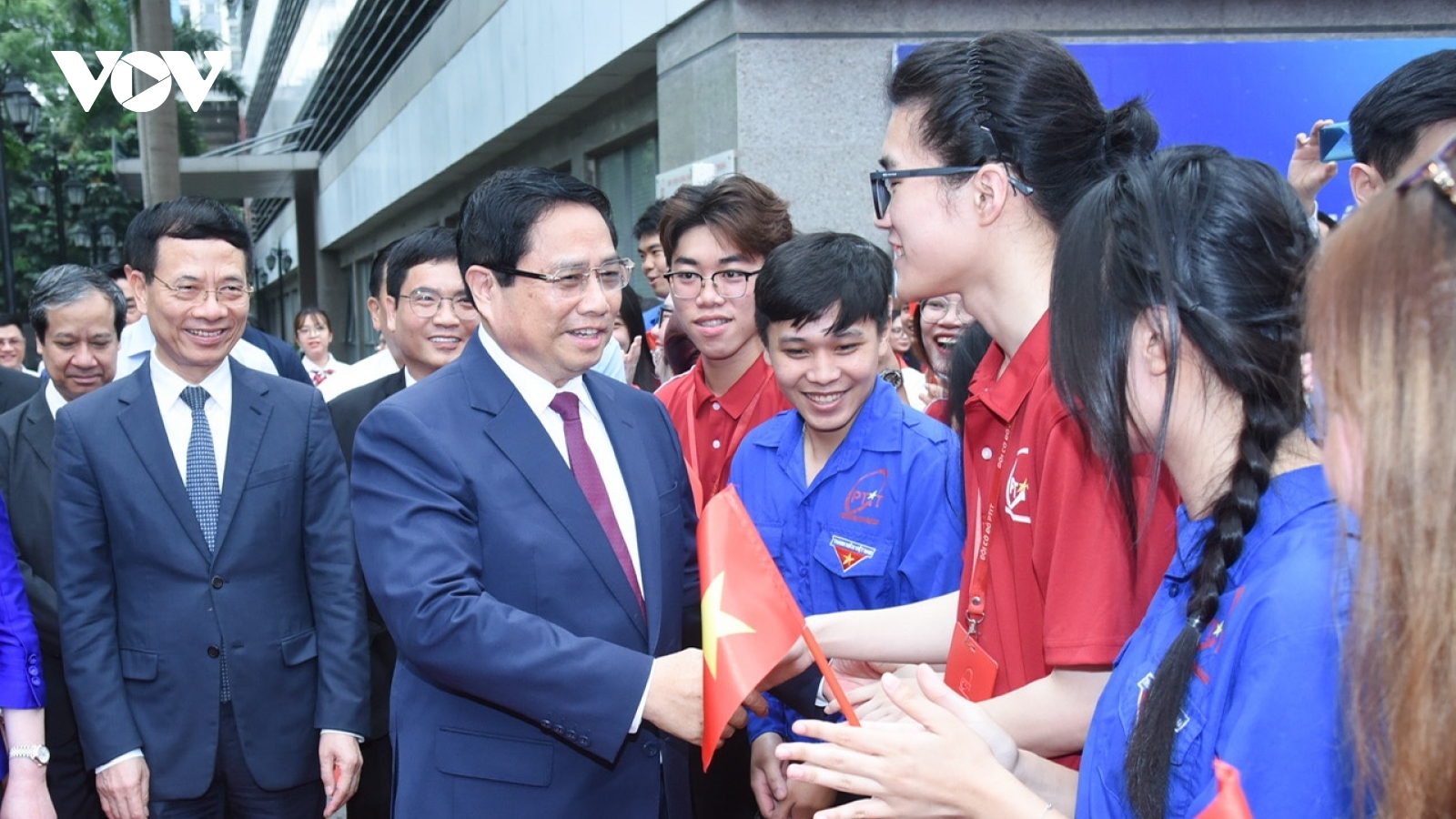 Thủ tướng phát động phong trào "Cả nước thi đua đổi mới sáng tạo và chuyển đổi số"