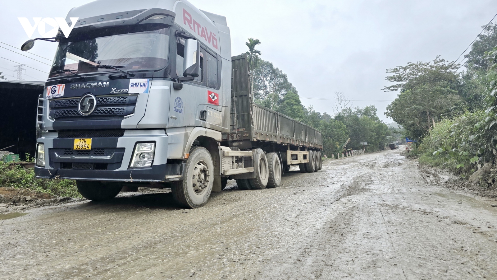 Quốc lộ 14D bị băm nát: Bao giờ sẽ “hồi sinh” tuyến huyết mạch trục Đông - Tây