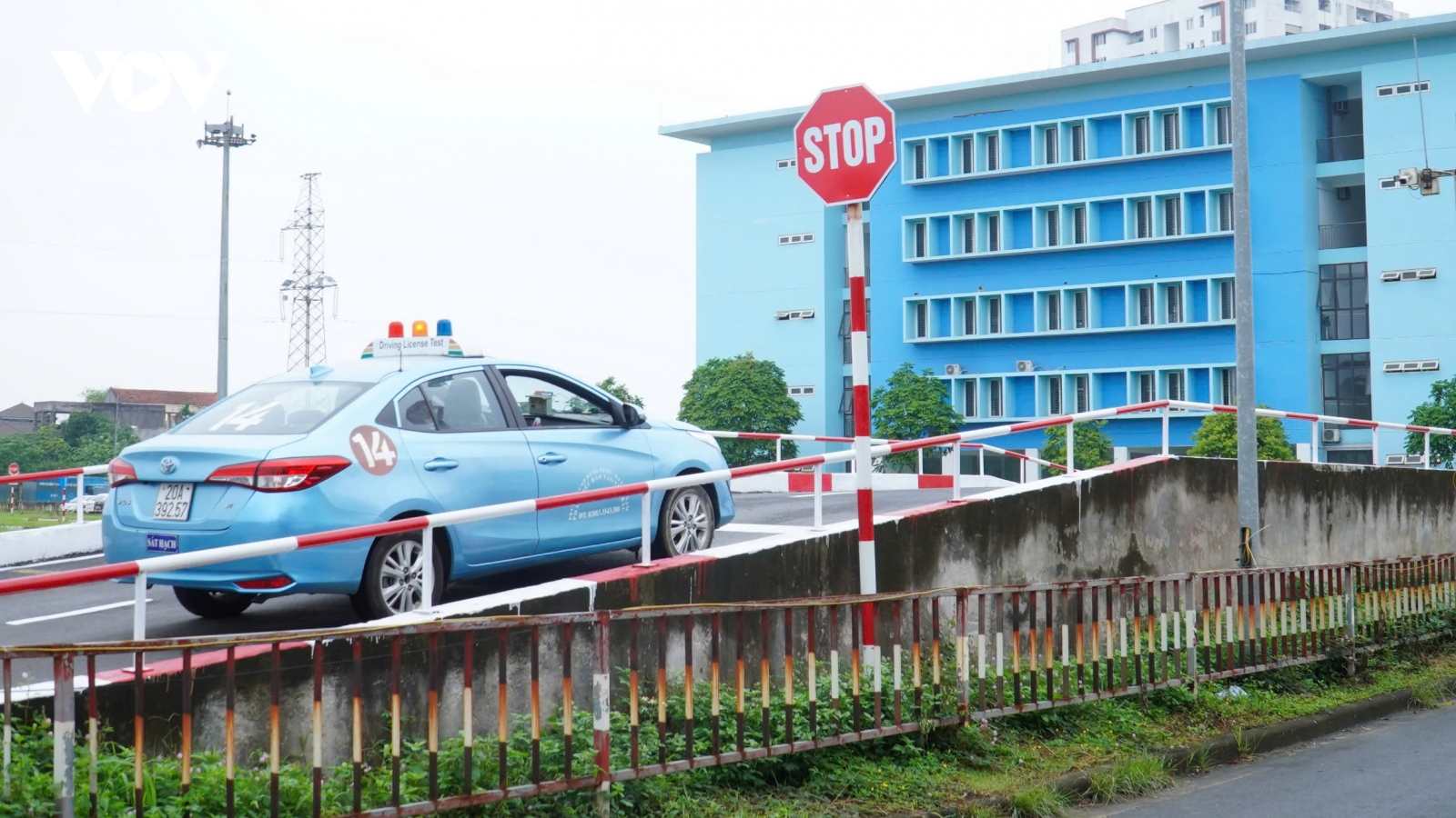 Công an Thái Nguyên lần đầu tiên tổ chức sát hạch cấp giấy phép lái xe ô tô