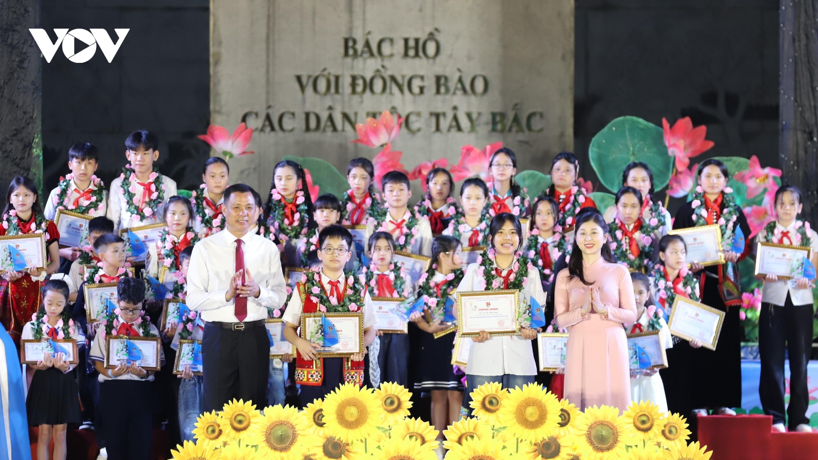 Sơn La tuyên dương 135 thanh thiếu nhi tiêu biểu làm theo lời Bác