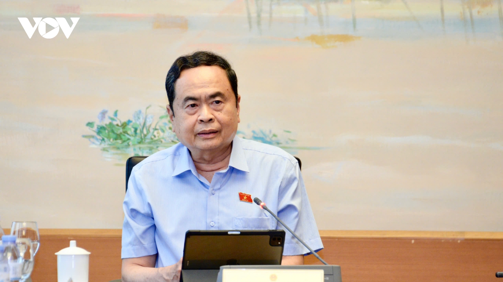 Chủ tịch Quốc hội: Xóa rào cản về thủ tục hành chính để doanh nghiệp phát triển