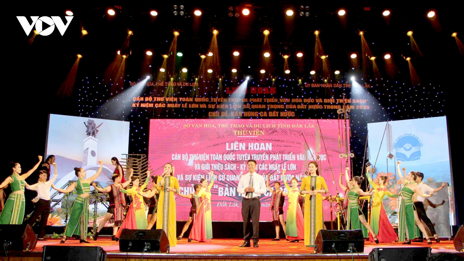 Liên hoan cán bộ thư viện toàn quốc chủ đề “Bản hùng ca đất nước”