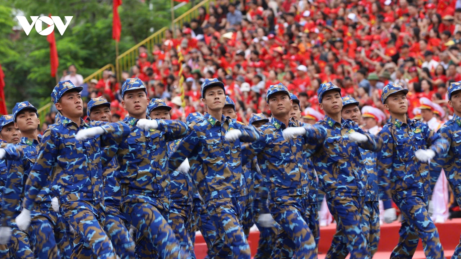 42 khối diễu hành kỷ niệm 70 năm Ngày giải phóng Hải Phòng