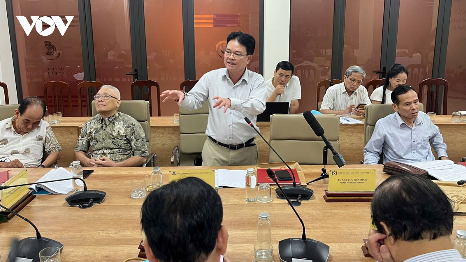 Dự thảo sửa đổi Hiến pháp 2013: Nêu bật việc tinh gọn, bỏ cấp trung gian