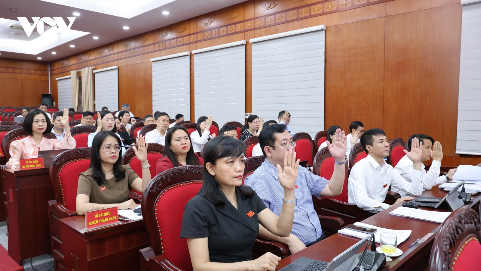 HĐND tỉnh Sơn La thông qua 14 nghị quyết tại Kỳ họp chuyên đề