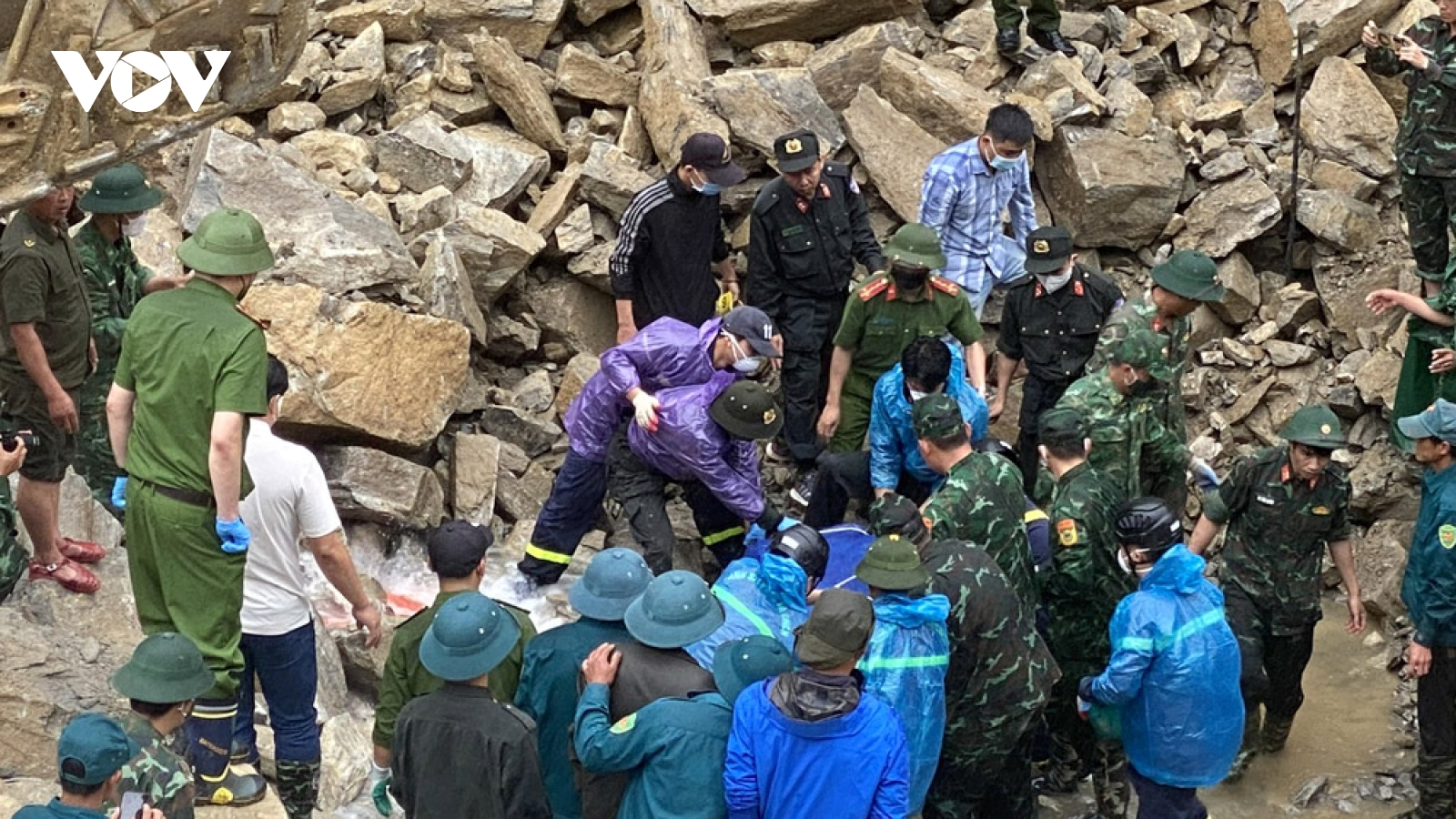 Tìm thấy 3 thi thể bị vùi lấp trong vụ lở đá tại công trình thủy điện ở Lai Châu