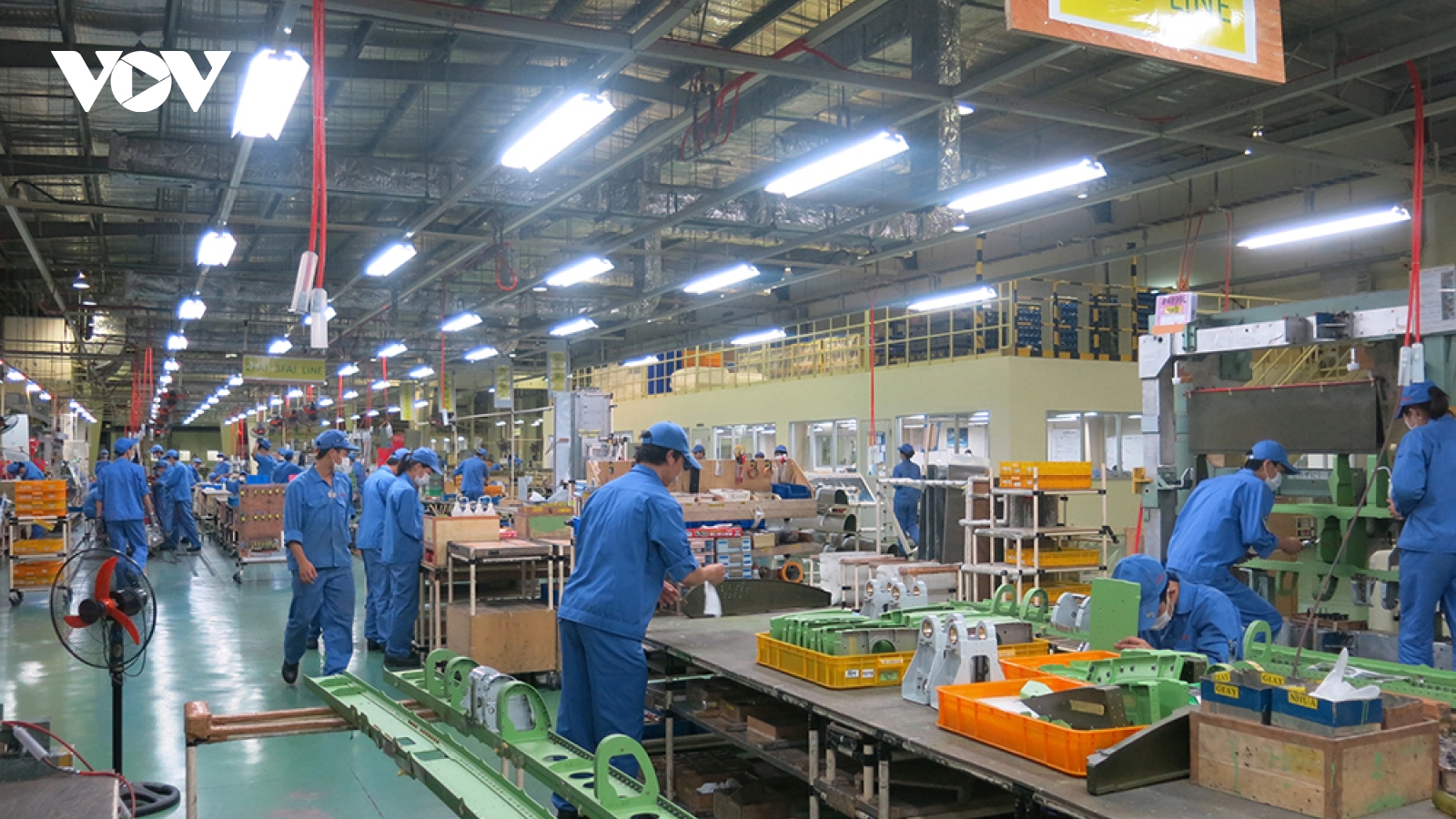 Đa dạng hóa thị trường, tăng nội địa hóa là chìa khóa cho xuất khẩu bền vững