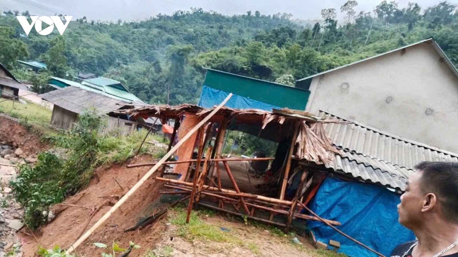 Lũ quét tràn về trong đêm, người dân xã biên giới Tri Lễ trở tay không kịp