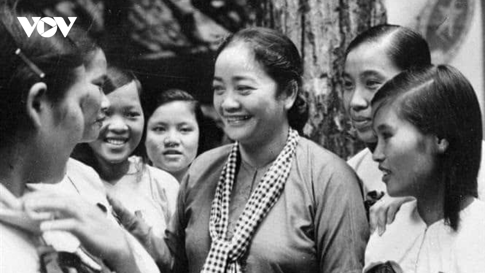 Đội quân nữ Bến Tre hiên ngang “đi trong đạn lửa”