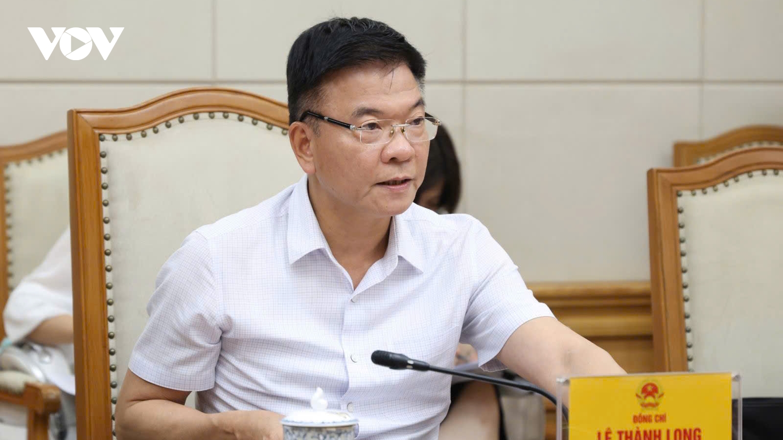 Phó Thủ tướng Lê Thành Long chủ trì họp về phân cấp, phân quyền lĩnh vực giáo dục