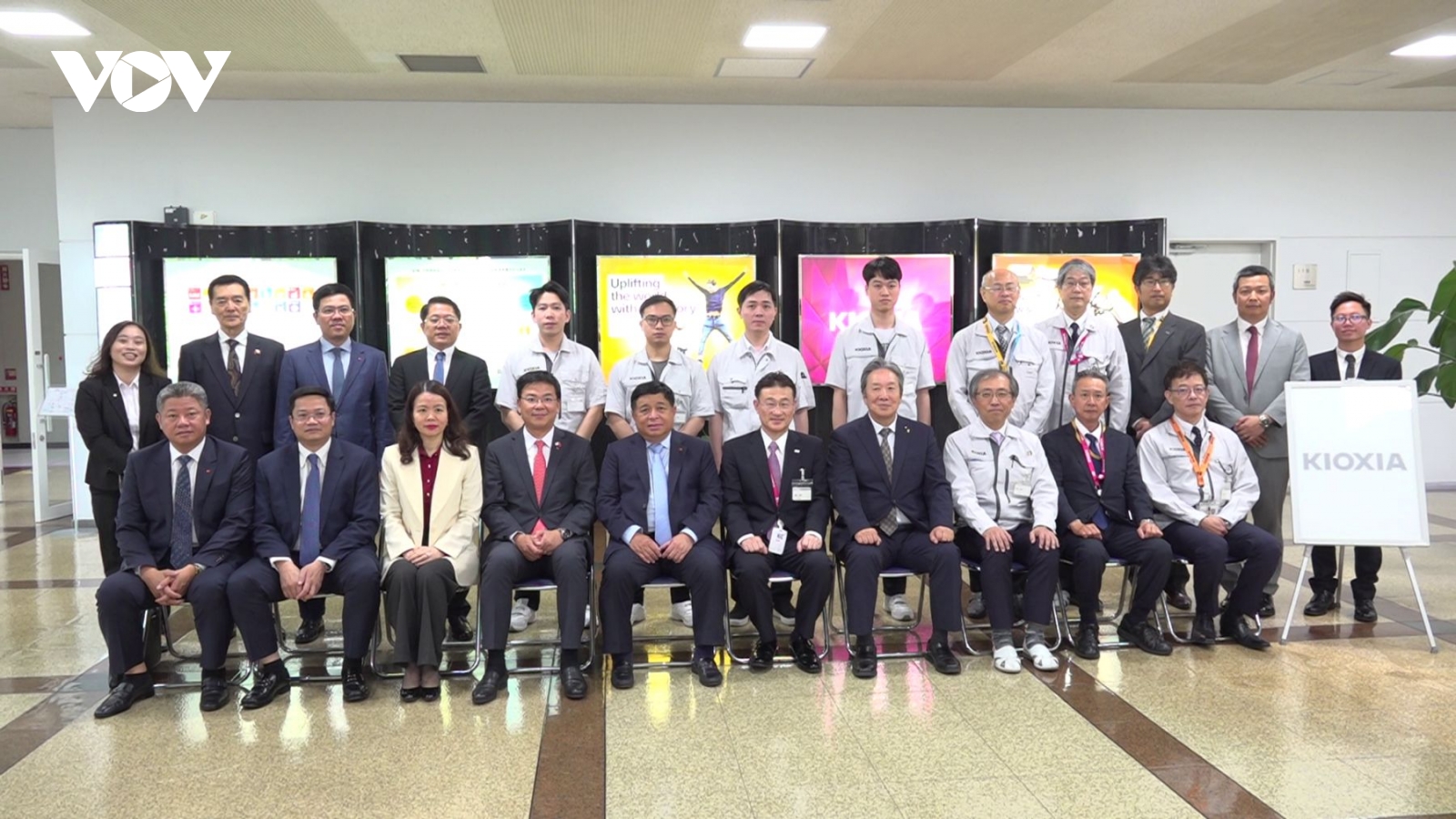 Phó Thủ tướng gợi mở Tập đoàn Rapidus về phát triển nguồn nhân lực ngành bán dẫn