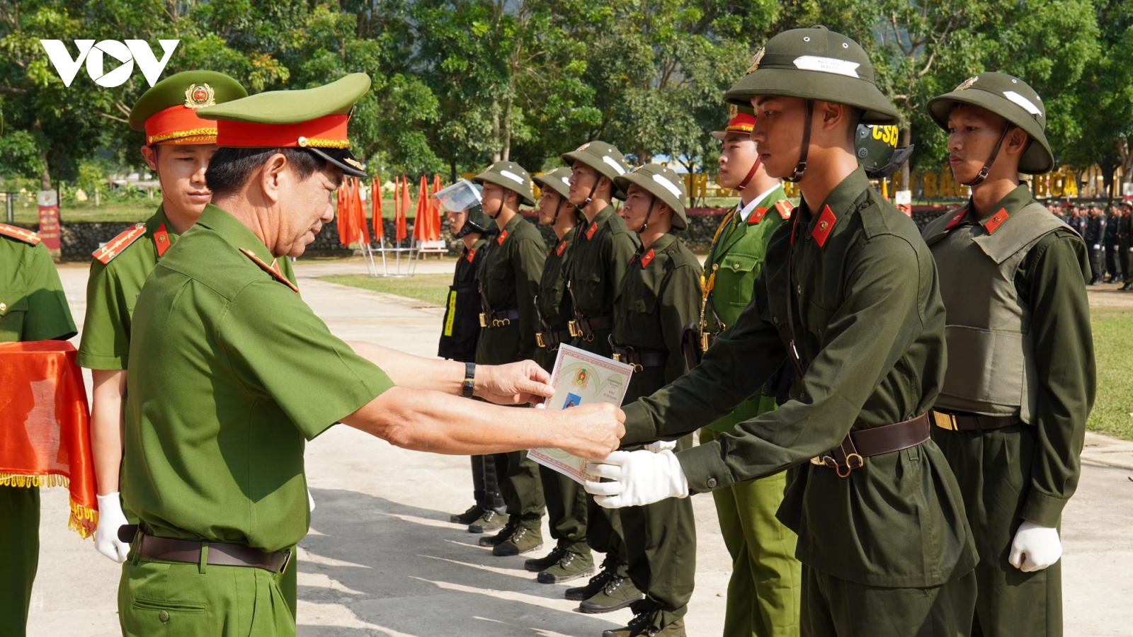 Hơn 1.700 chiến sĩ trẻ hoàn thành huấn luyện nghĩa vụ Công an nhân dân tại Tây Bắc