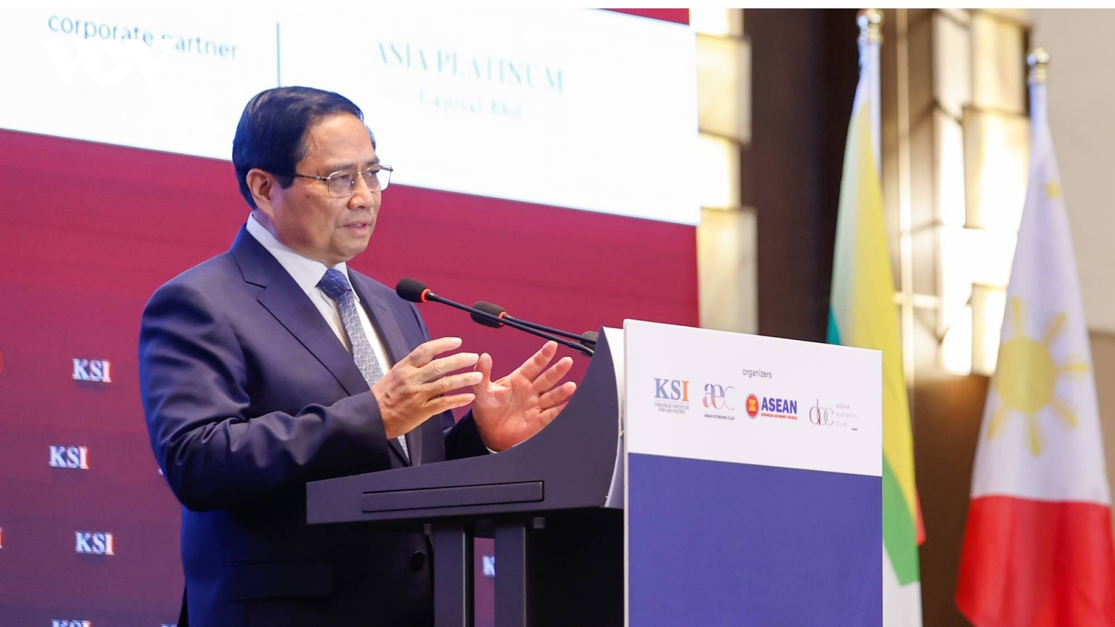 Thủ tướng Phạm Minh Chính được vinh danh là Nhà Lãnh đạo ASEAN tiêu biểu