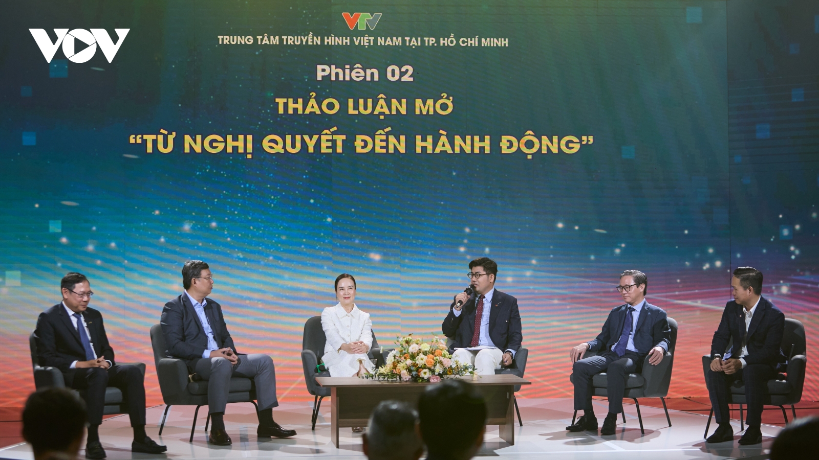 Gỡ điểm nghẽn khâu thực thi để khơi thông nguồn lực tư nhân