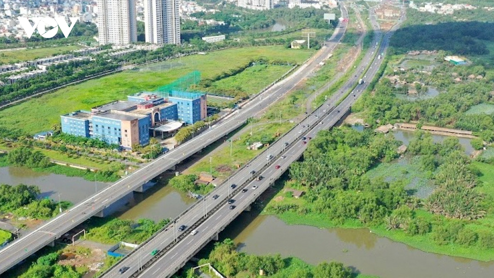 Cấm xe máy lưu thông trên đường dẫn cao tốc TP.HCM - Long Thành - Dầu Giây