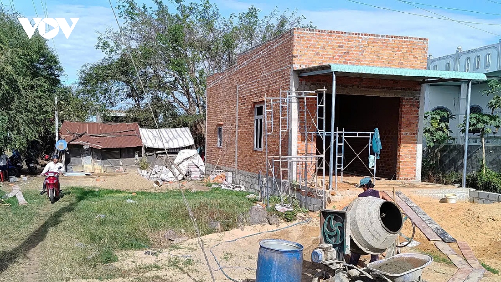 Bình Thuận xóa gần 74% nhà tạm, quyết tâm về đích tháng 6/2025