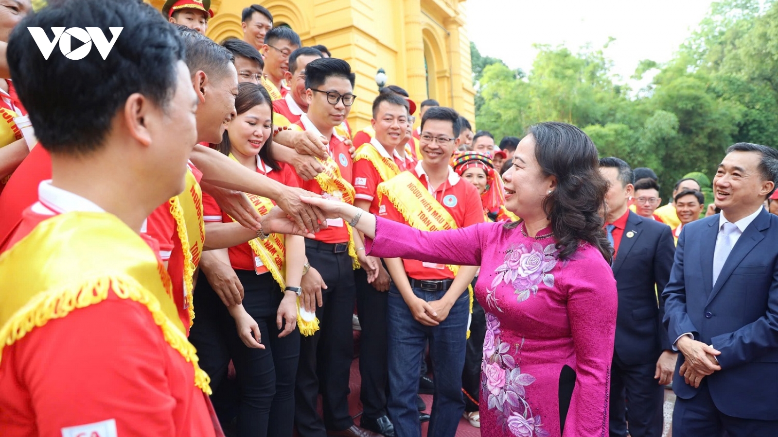 Phó Chủ tịch nước gặp mặt 100 đại biểu hiến máu tiêu biểu toàn quốc năm 2025