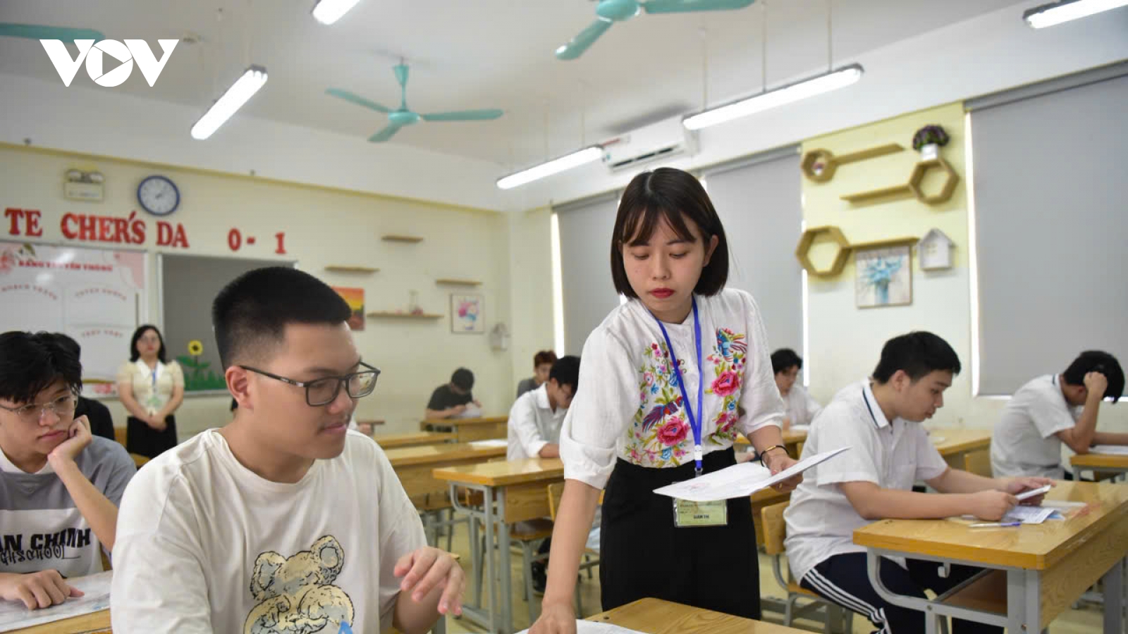 Hơn 124.000 thí sinh Hà Nội làm thủ tục dự thi tốt nghiệp THPT 2025