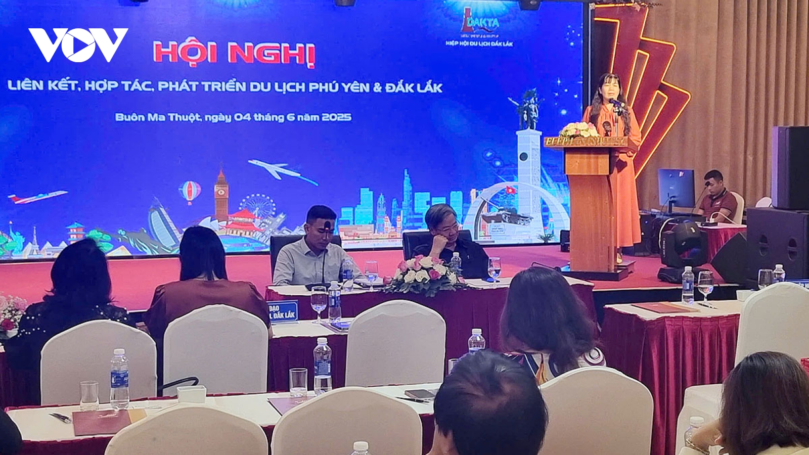Đắk Lắk và Phú Yên họp bàn kết nối du lịch rừng - biển