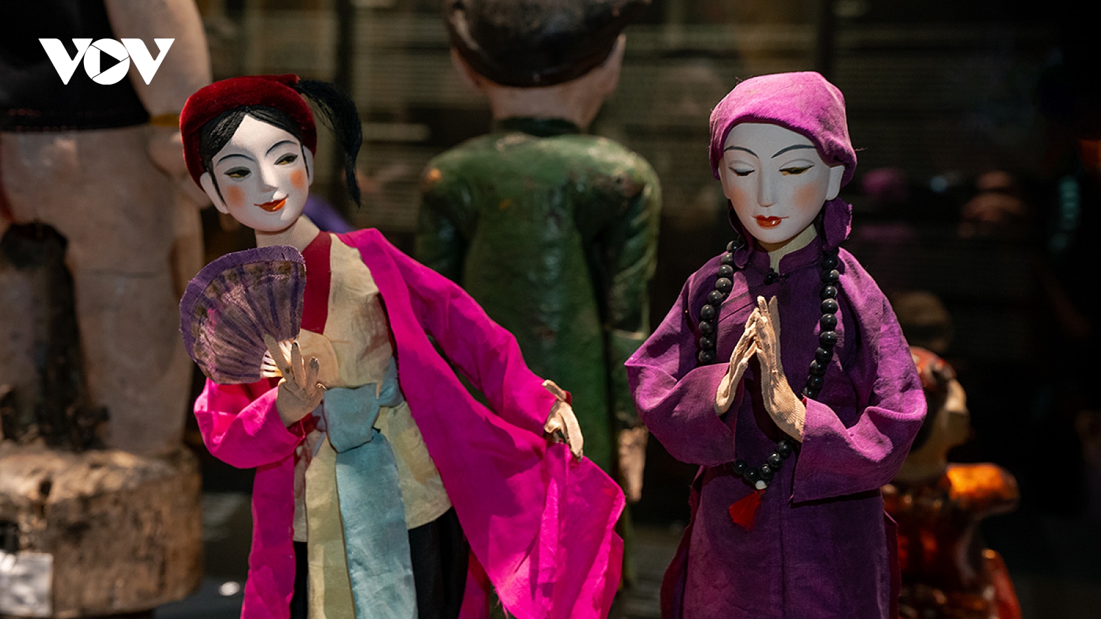 Ra mắt không gian trưng bày mỹ thuật ứng dụng và mỹ thuật dân gian