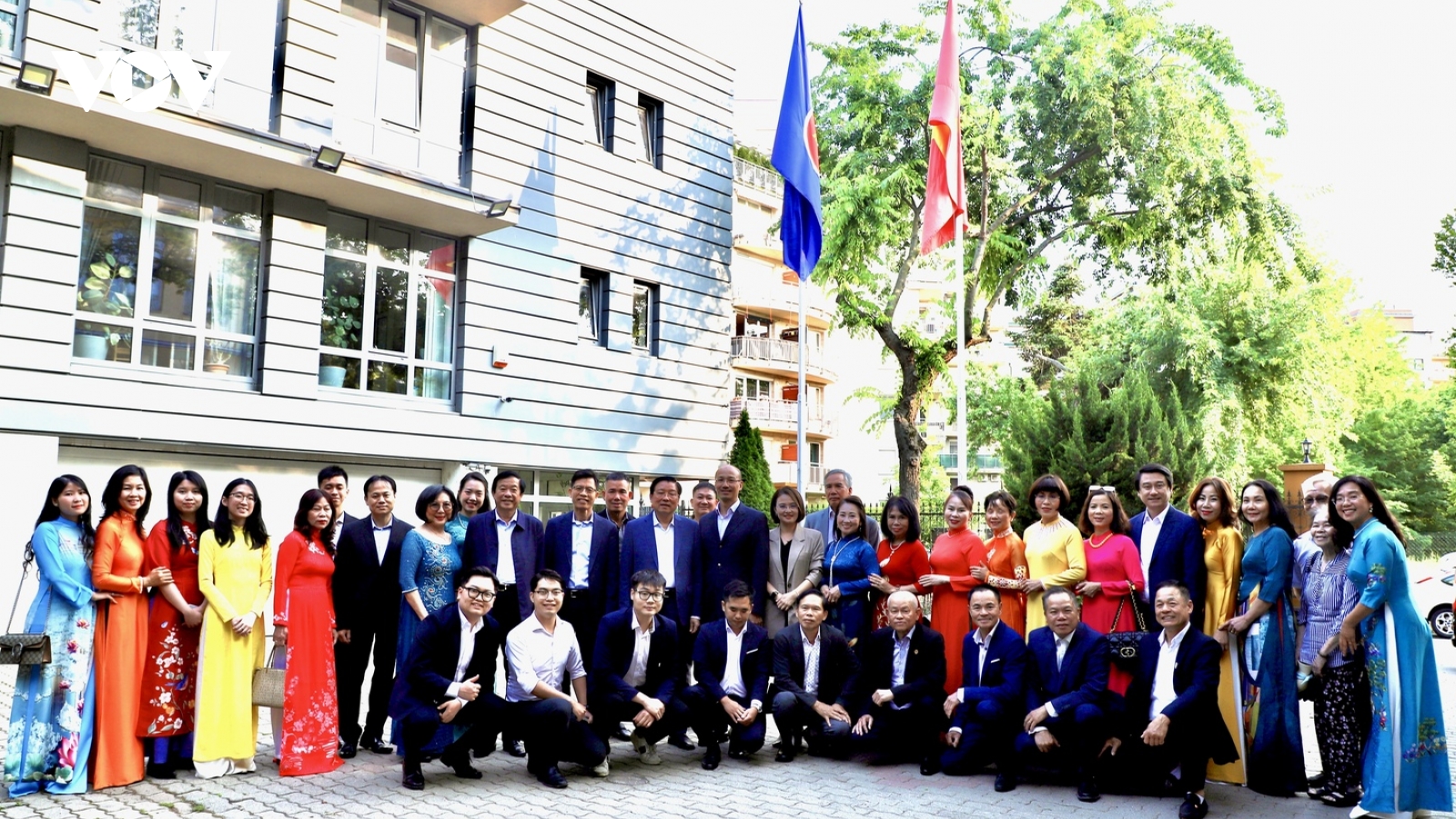 Việt Nam và Hungary luôn luôn coi trọng quan hệ hữu nghị truyền thống