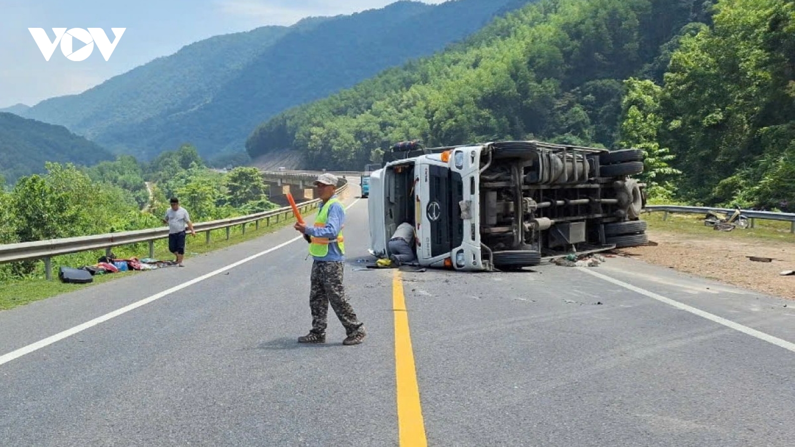 Lái xe gây tai nạn rồi bỏ trốn bị xử phạt như thế nào?