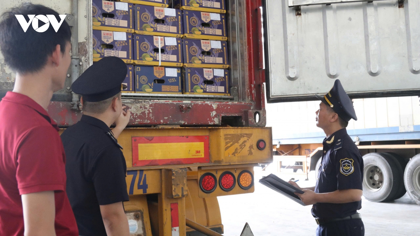 Lạng Sơn tăng tốc thông quan, tạo thuận lợi tối đa cho xuất khẩu nông sản