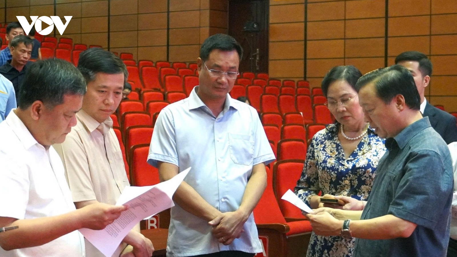 Phó Thủ tướng kiểm tra công tác chuẩn bị lễ công bố sáp nhập ĐVHC tại Quảng Bình