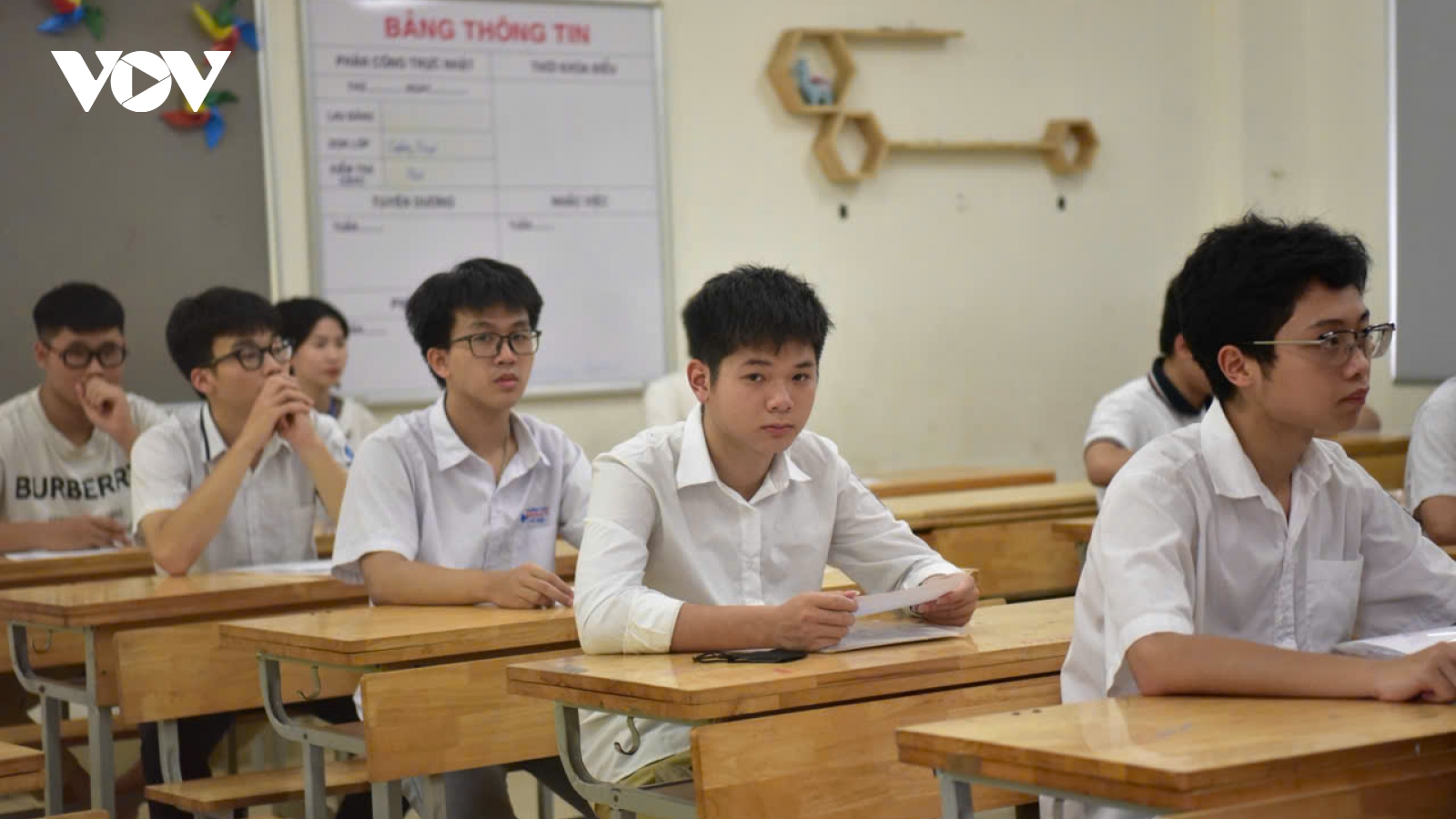 Đề thi chính thức môn Toán kỳ thi tốt nghiệp THPT 2025