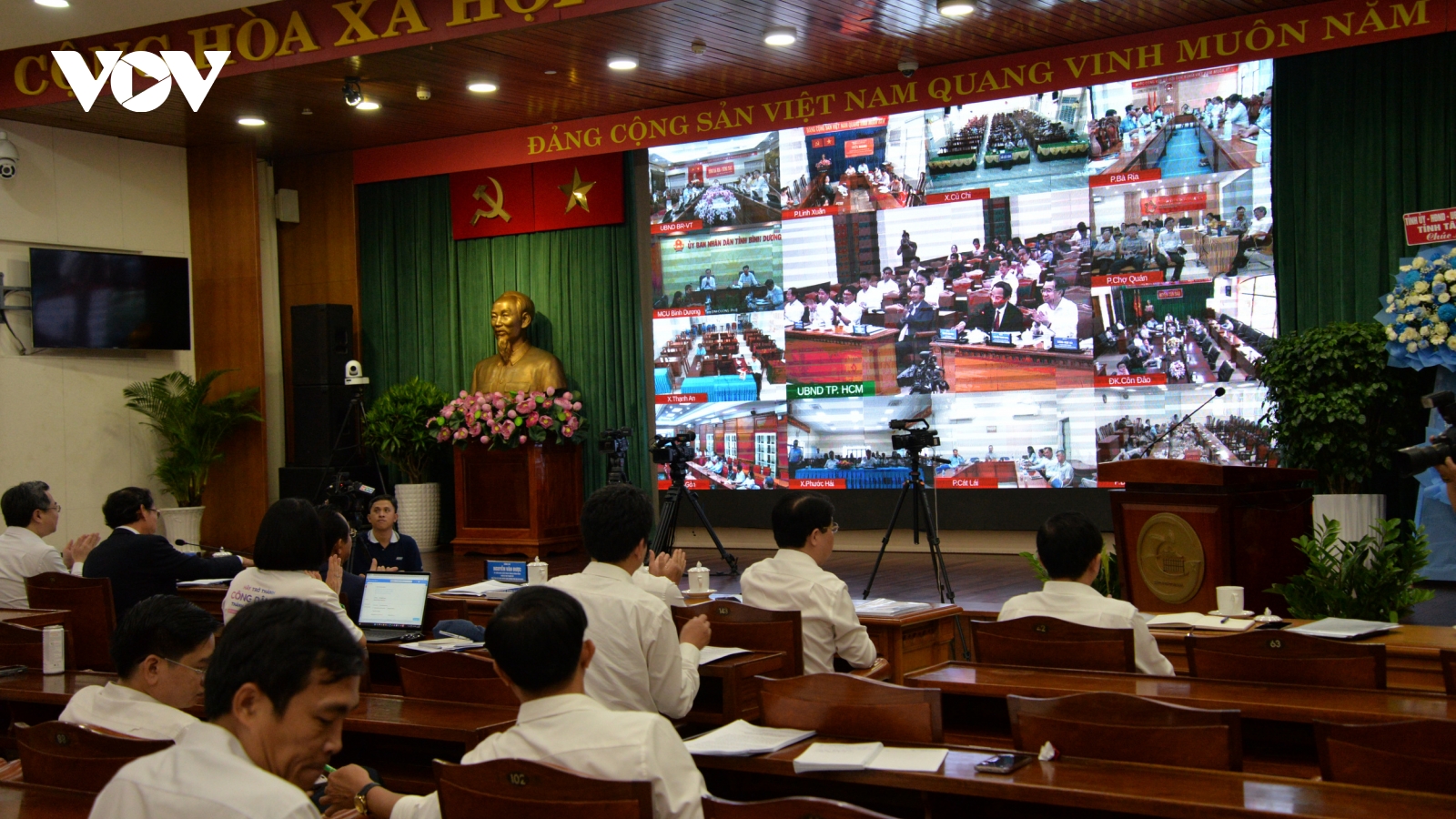 Bí thư TP.HCM chứng kiến vận hành thử nghiệm đồng bộ 168 đơn vị hành chính