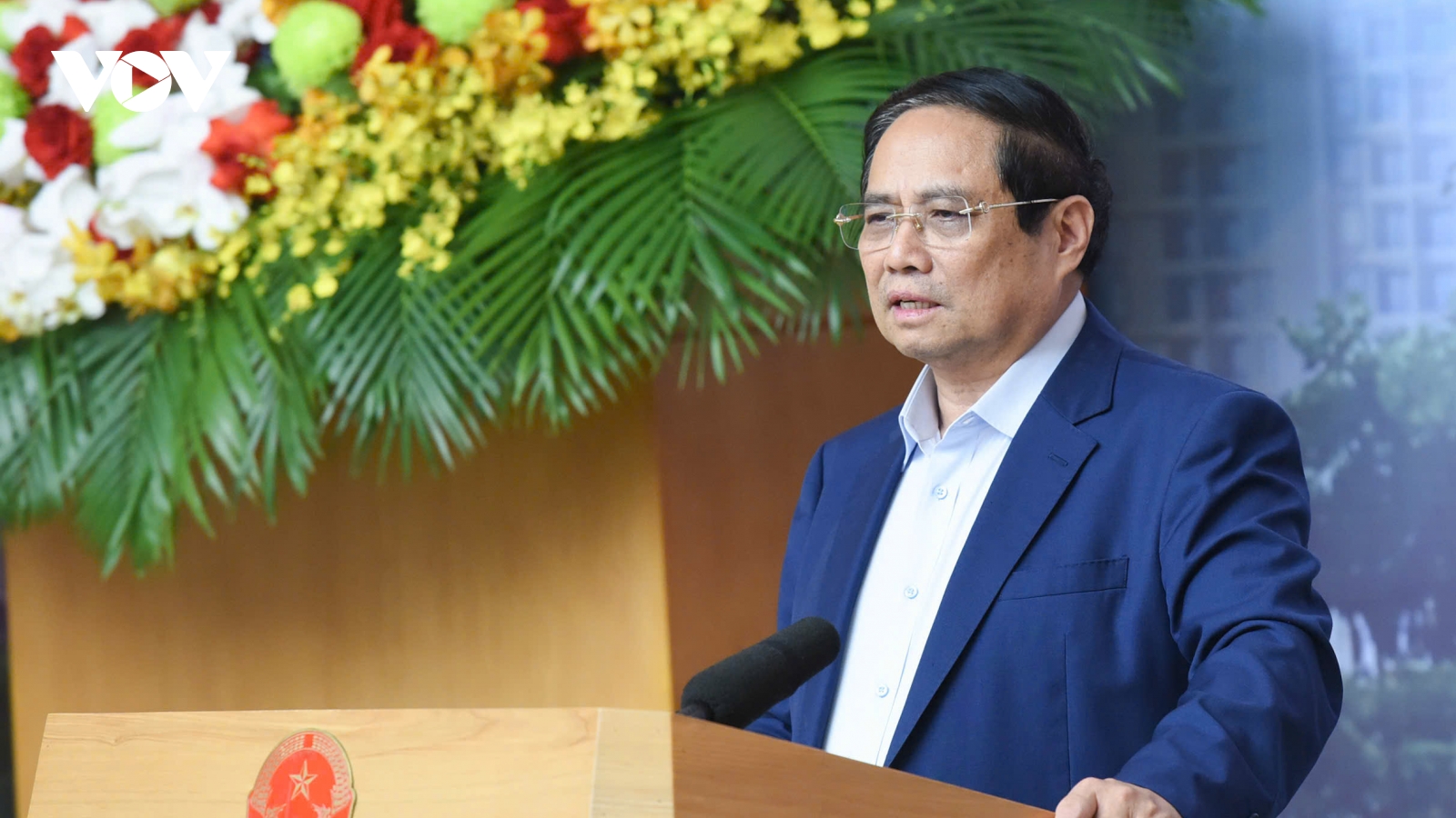 Thủ tướng: Tiết kiệm chi thường xuyên để dành thêm nguồn lực cho các dự án lớn