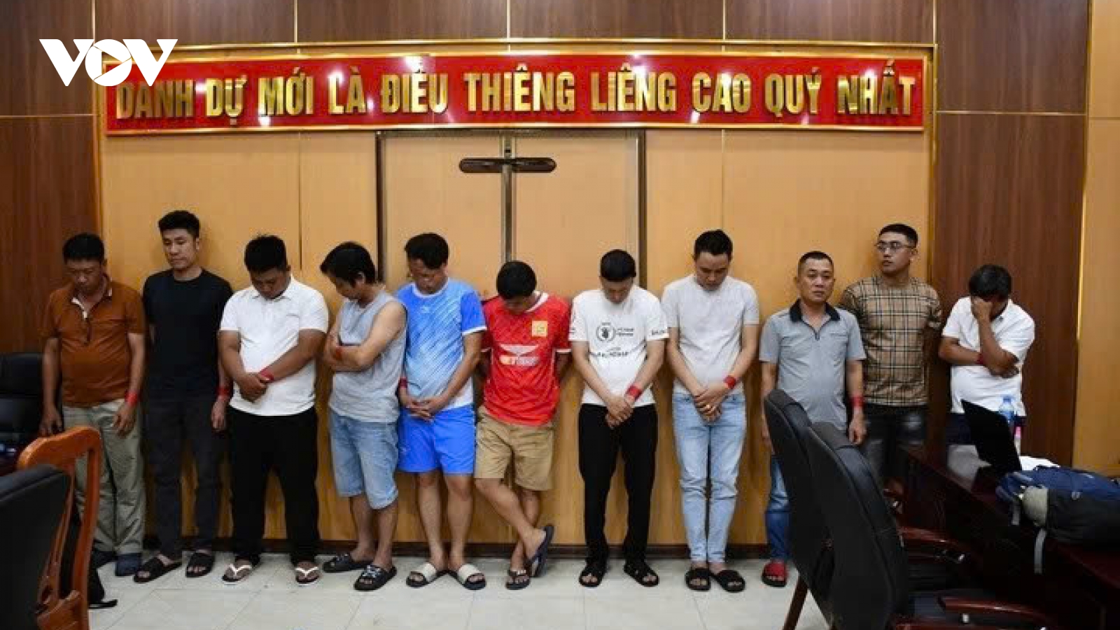 Nóng 24h: Đường dây cá độ bóng đá hơn 350 tỷ đồng ở Quảng Nam bị triệt phá thế nào?