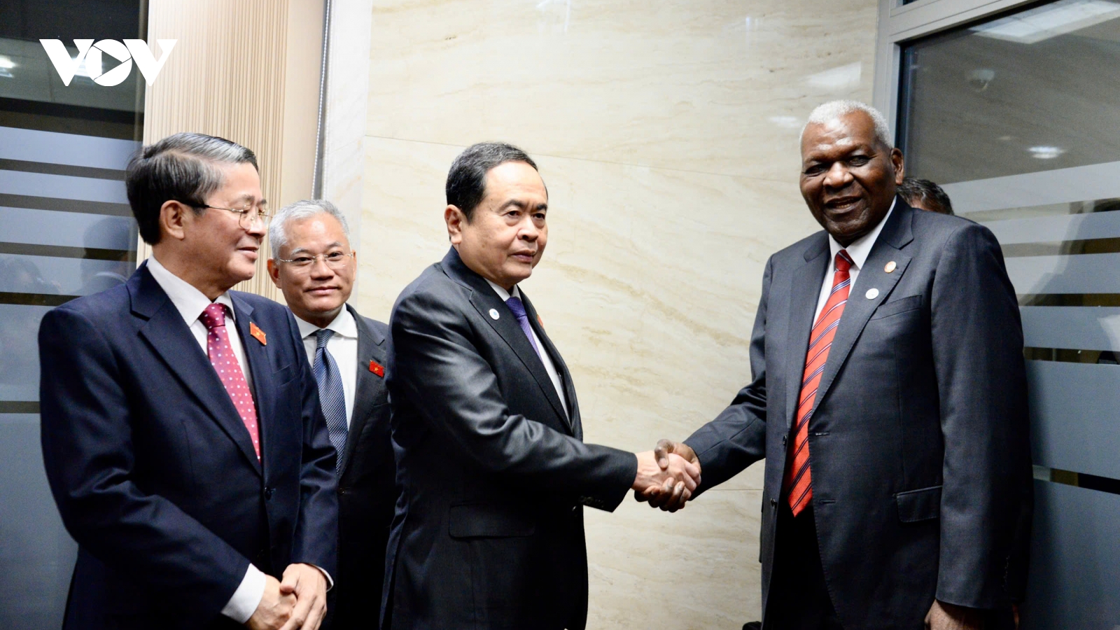 Chủ tịch Quốc hội Trần Thanh Mẫn gặp Chủ tịch Quốc hội Cuba