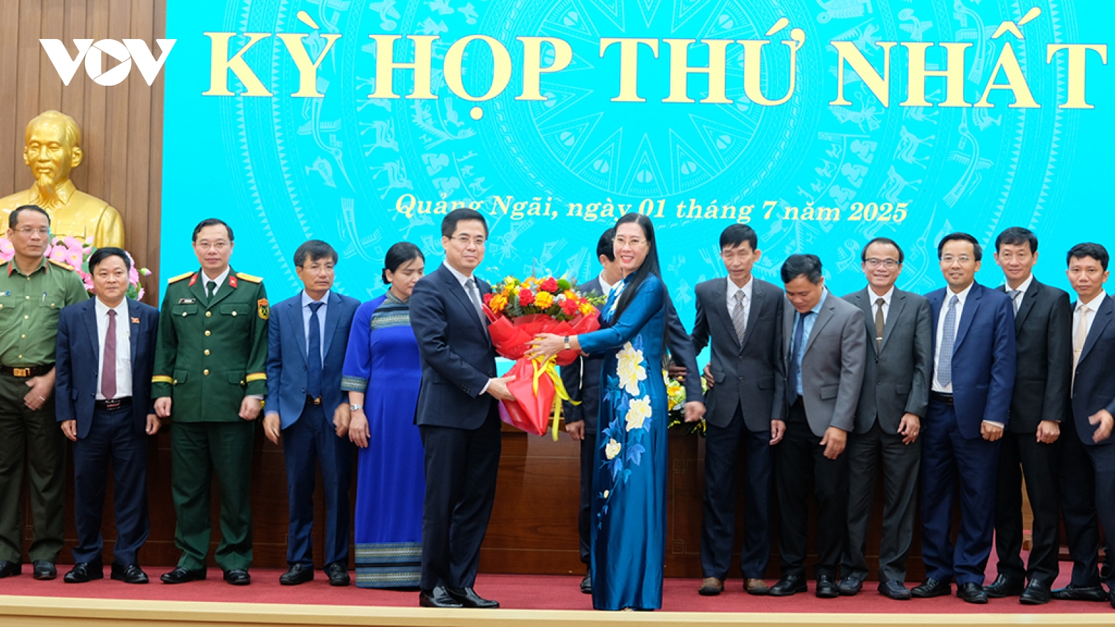 HĐND tỉnh Quảng Ngãi họp kỳ thứ nhất thông qua tổ chức bộ máy