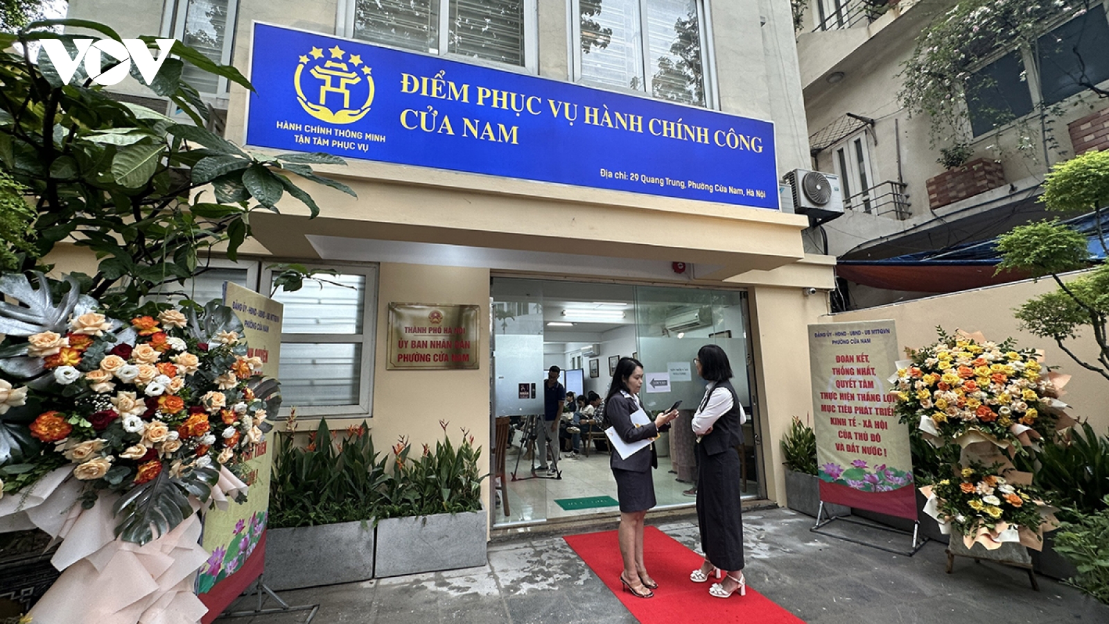 Hà Nội ngày đầu vận hành chính quyền 2 cấp: Cán bộ tận tình, người dân hài lòng