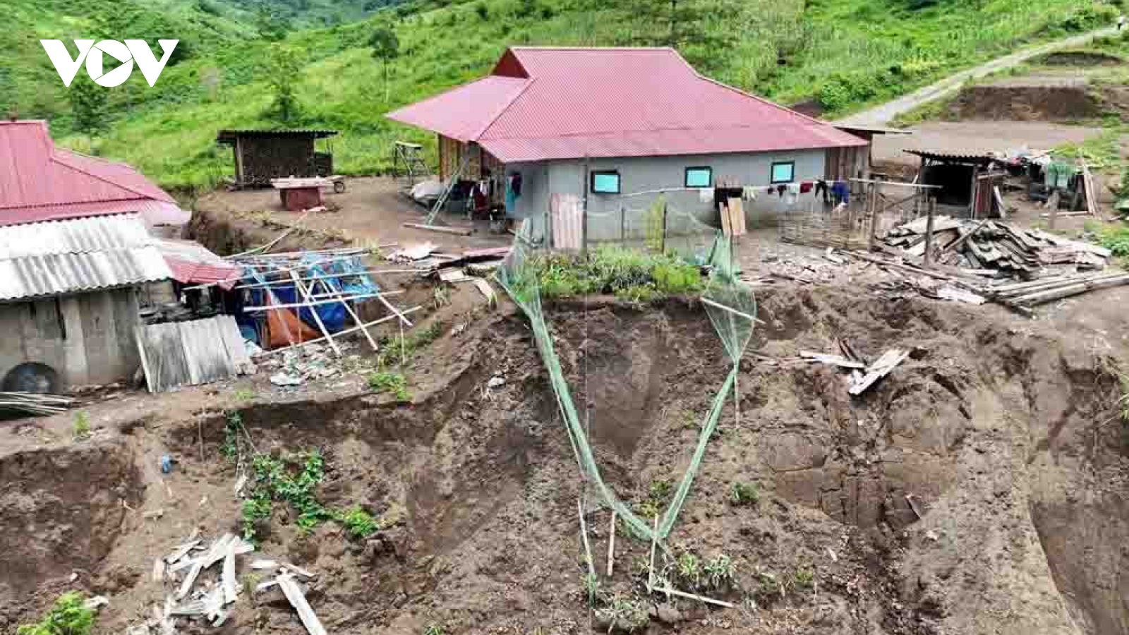 Lai Châu di dời khẩn cấp 40 hộ dân vùng nguy cơ sạt lở